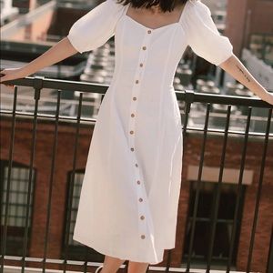 NWT UO Maria Puff-sleeve Button-front Midi Dress